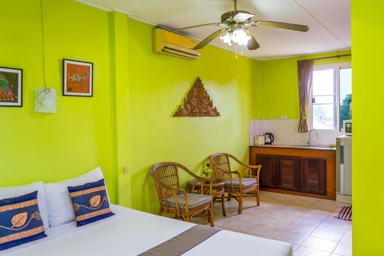 Chez Charly Bungalow Nai Yang Beach Exterior foto